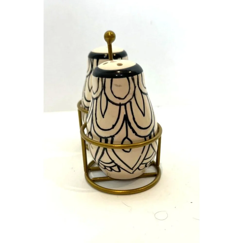 Handcrafted Ceramic Salt & Pepper Shakers W/ Iron Holder Black / White Pattern